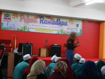 Himajemen Dan Himabisnis Ikut Berbagi Dibulan Suci